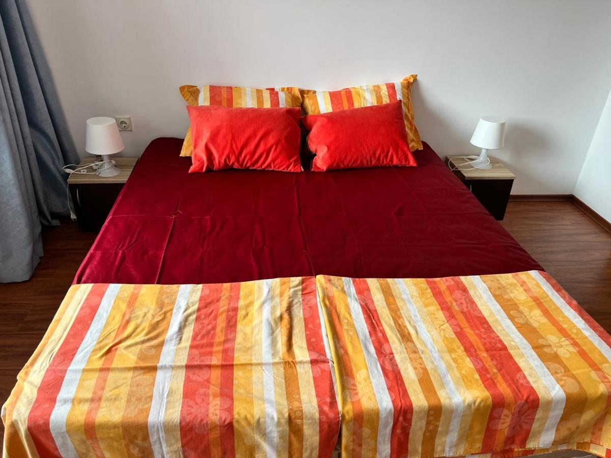 Milos Apartments Pomorie Esterno foto
