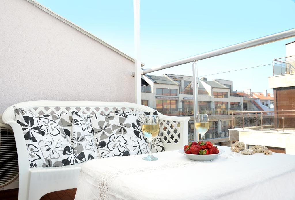 Milos Apartments Pomorie Esterno foto