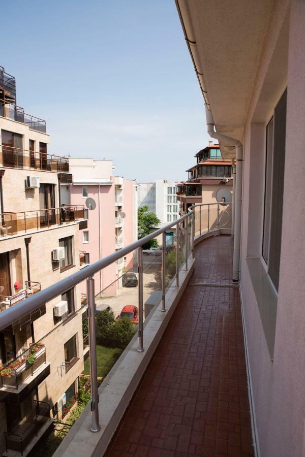 Milos Apartments Pomorie Esterno foto